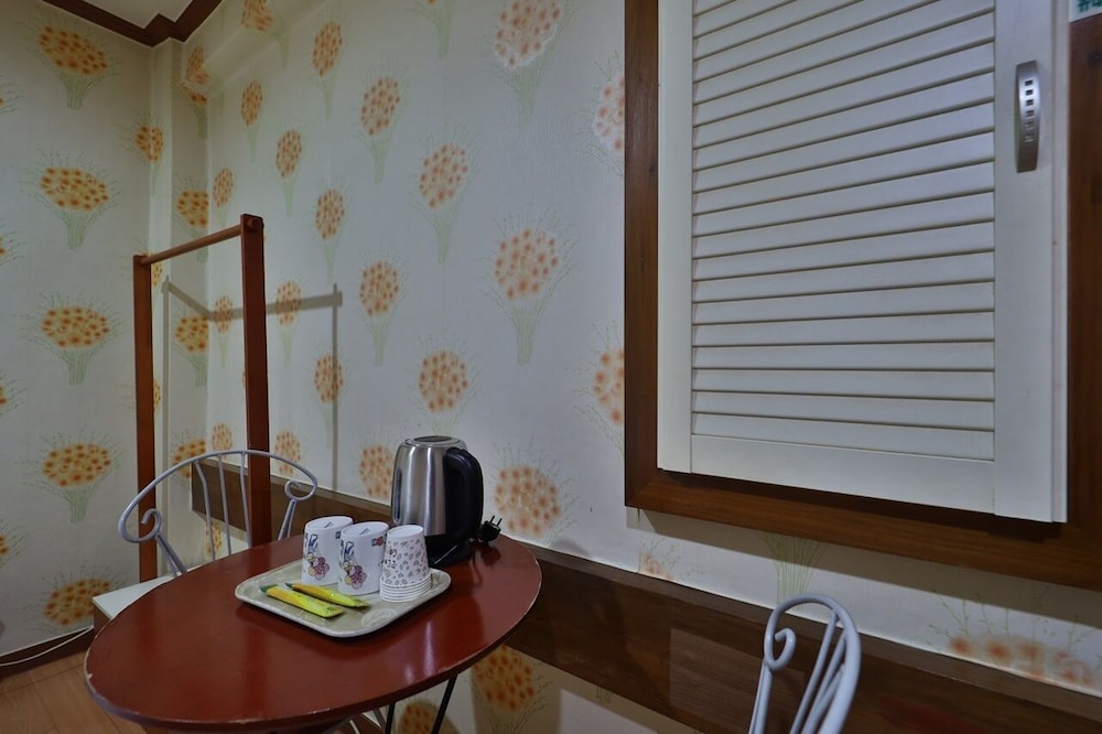 thema motel