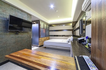 busan station popcorn hotel