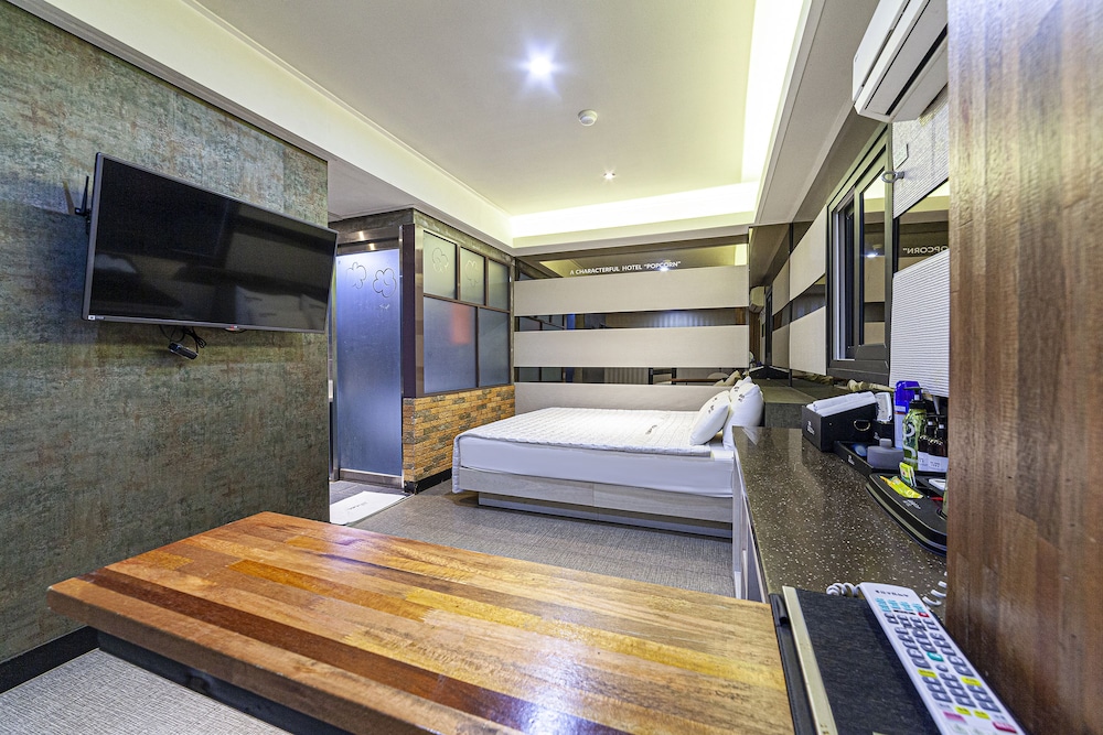 busan station popcorn hotel