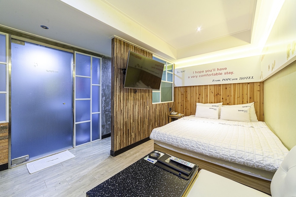 busan station popcorn hotel