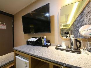 busan station popcorn hotel