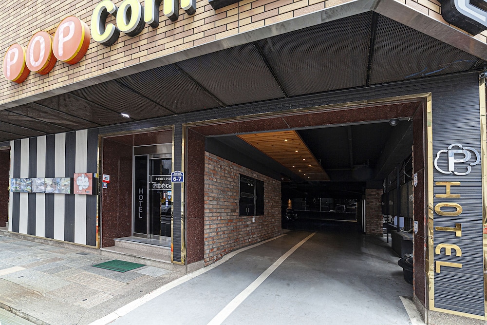 busan station popcorn hotel