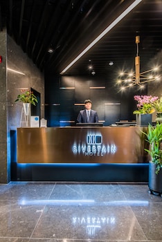 rivertain hotel