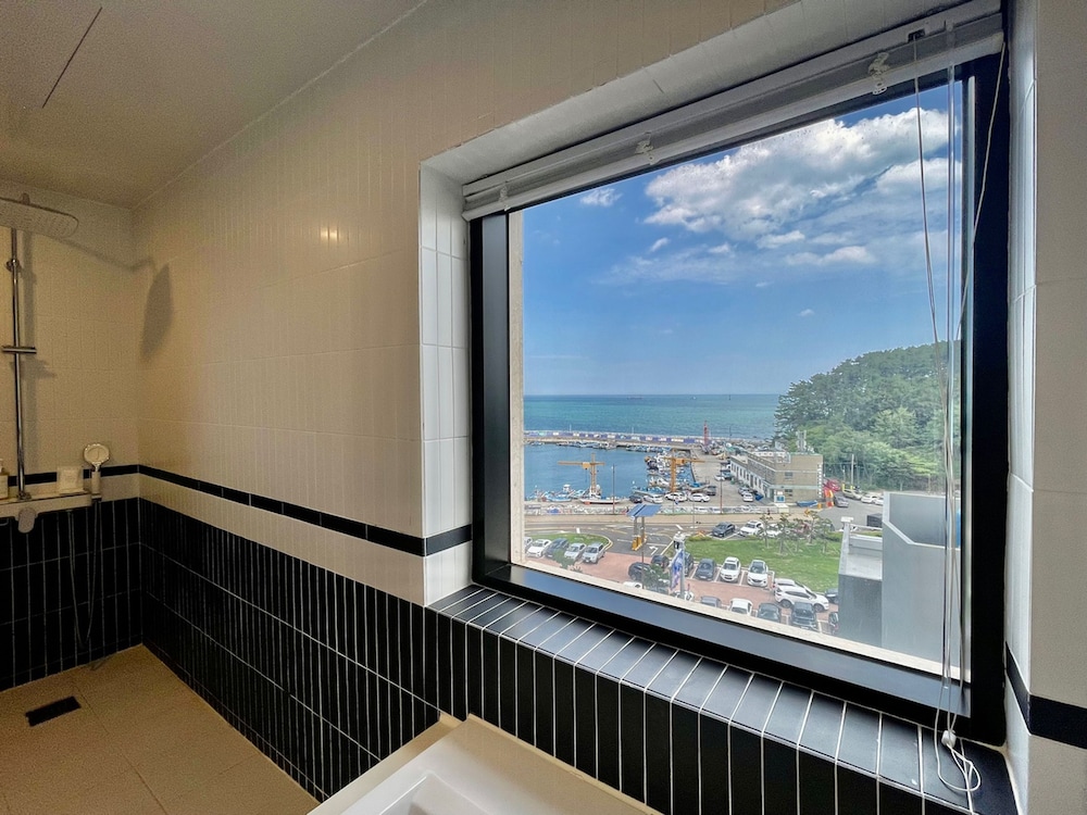 Songjeong Stay Seomong,Near Songjeong Beach,2 star