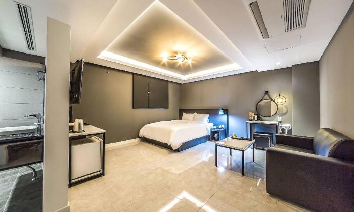 chuncheon hotel view