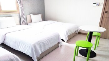golden park hotel