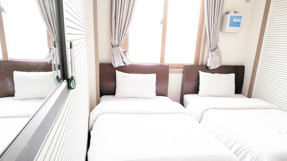 golden park hotel
