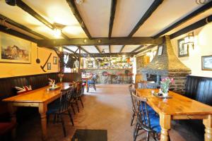 The West Country Inn,Clovelly>>Bideford,3 star