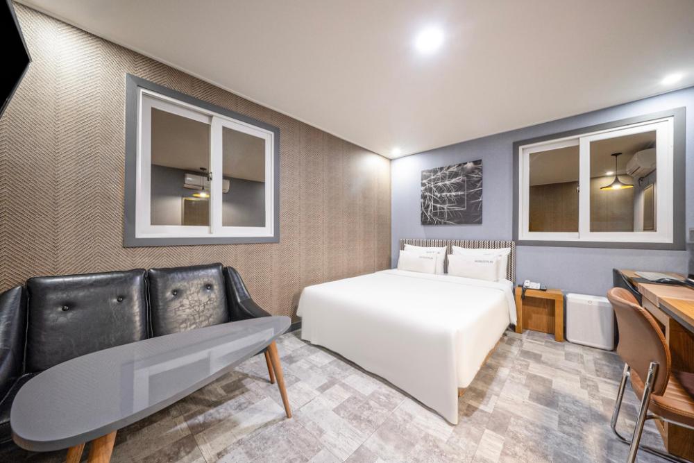 pohang play hotel