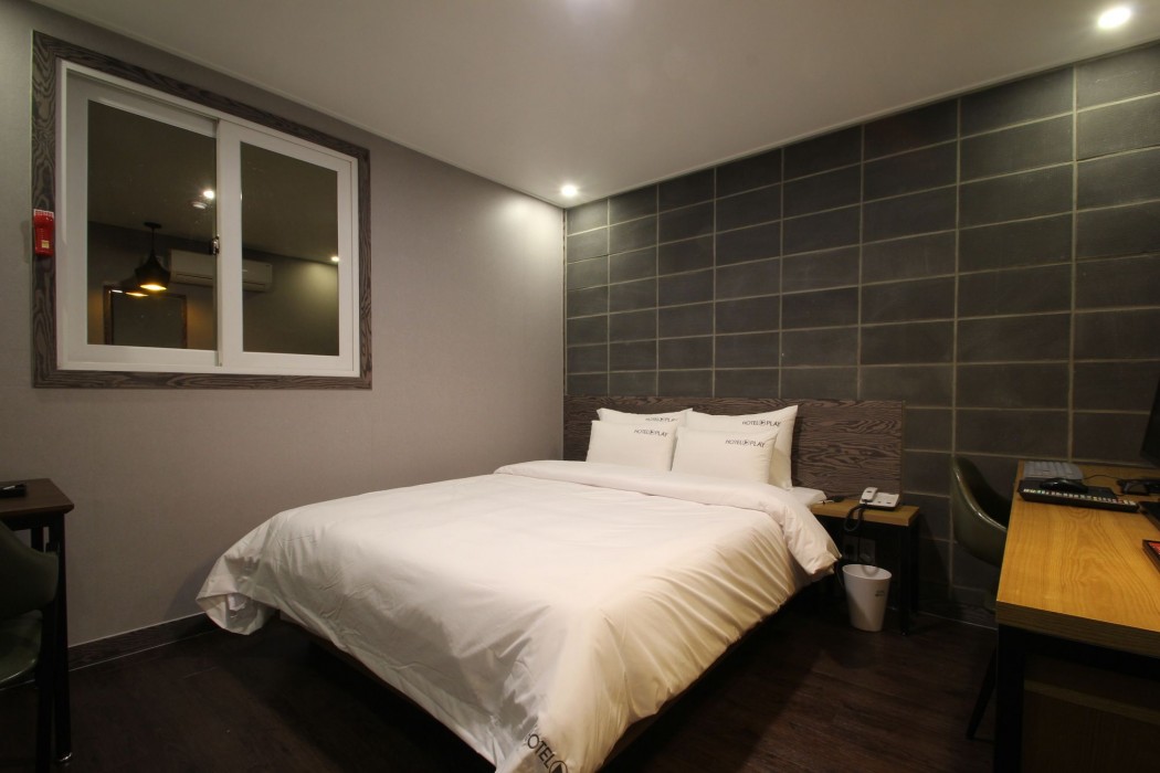 pohang play hotel