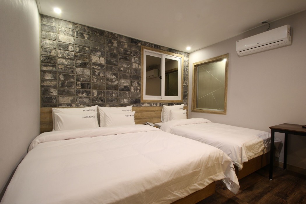 pohang play hotel