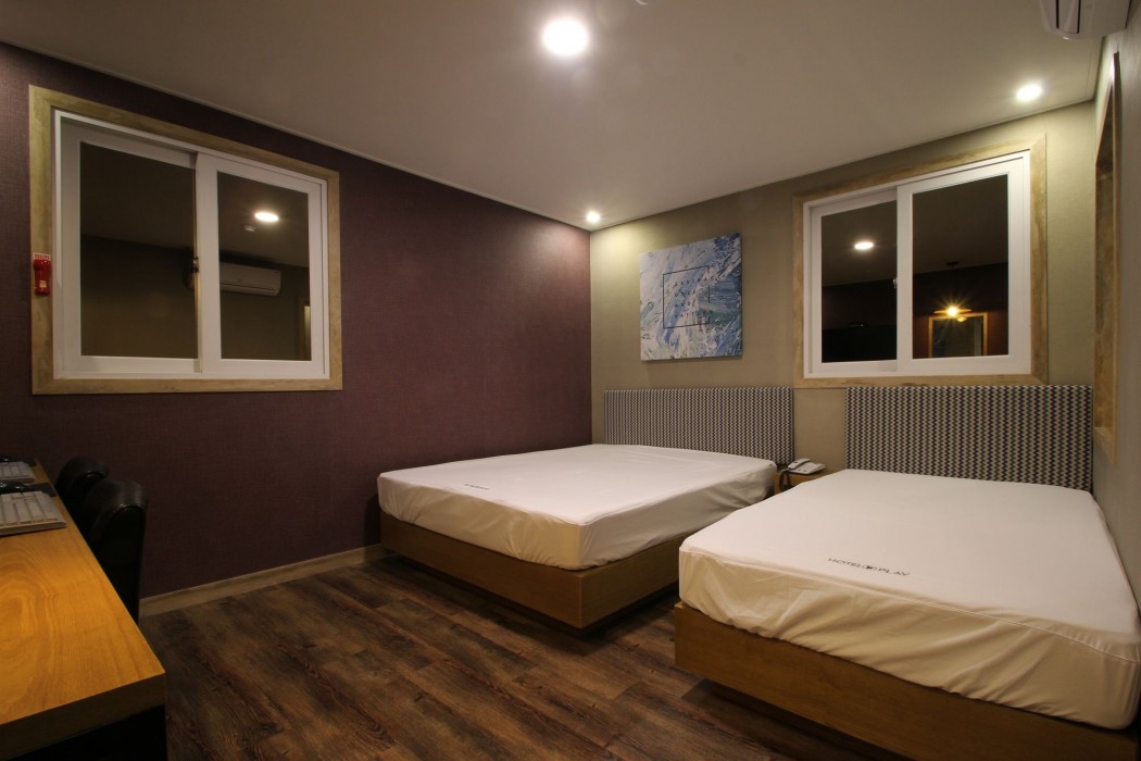pohang play hotel