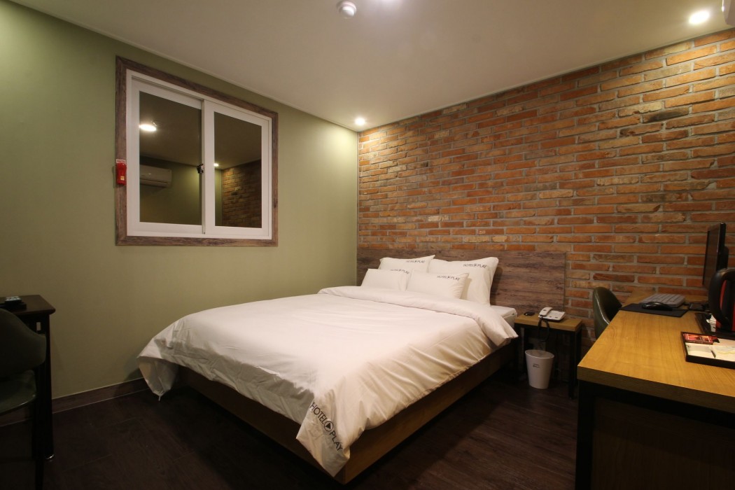 pohang play hotel