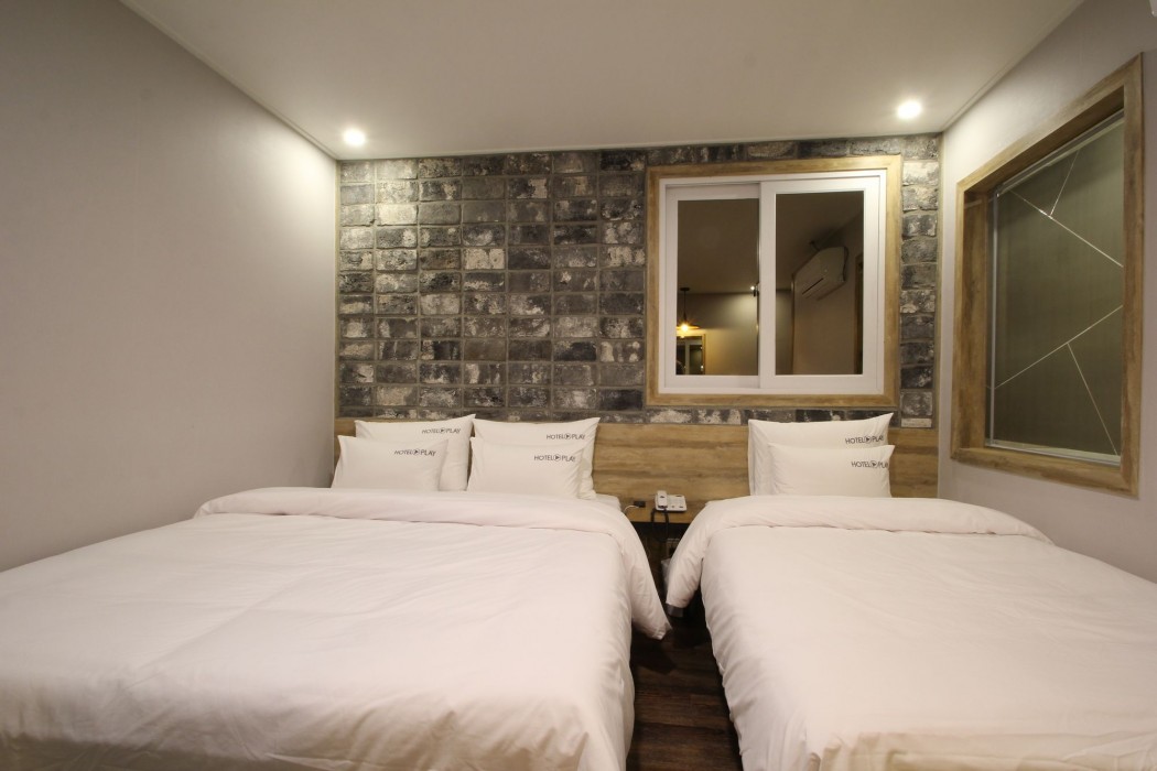 pohang play hotel