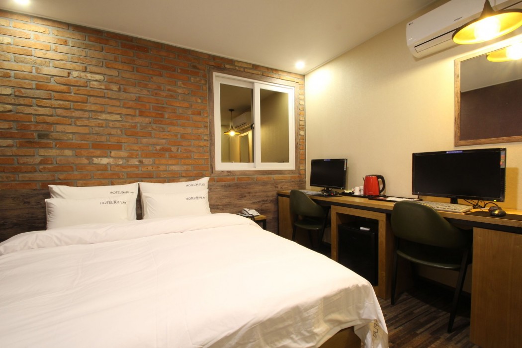 pohang play hotel