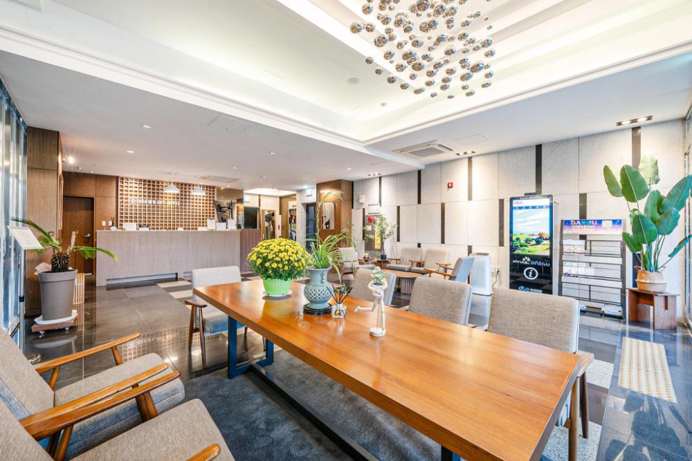 brown dot hotel daegu hyukshin doshi