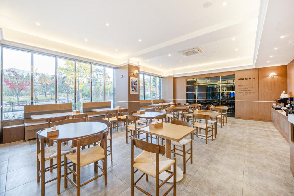 brown dot hotel daegu hyukshin doshi