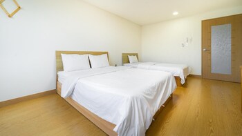 jeju samda hostel