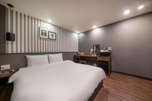 no 25 hotel