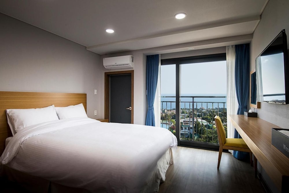 w ocean pension