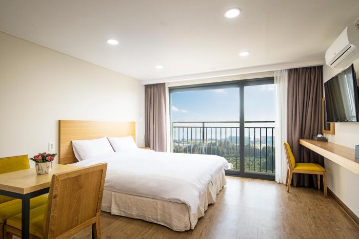 w ocean pension