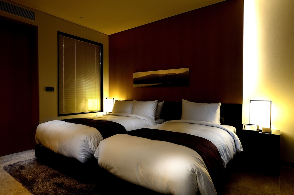 midas hotel and resort