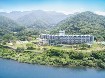 midas hotel and resort