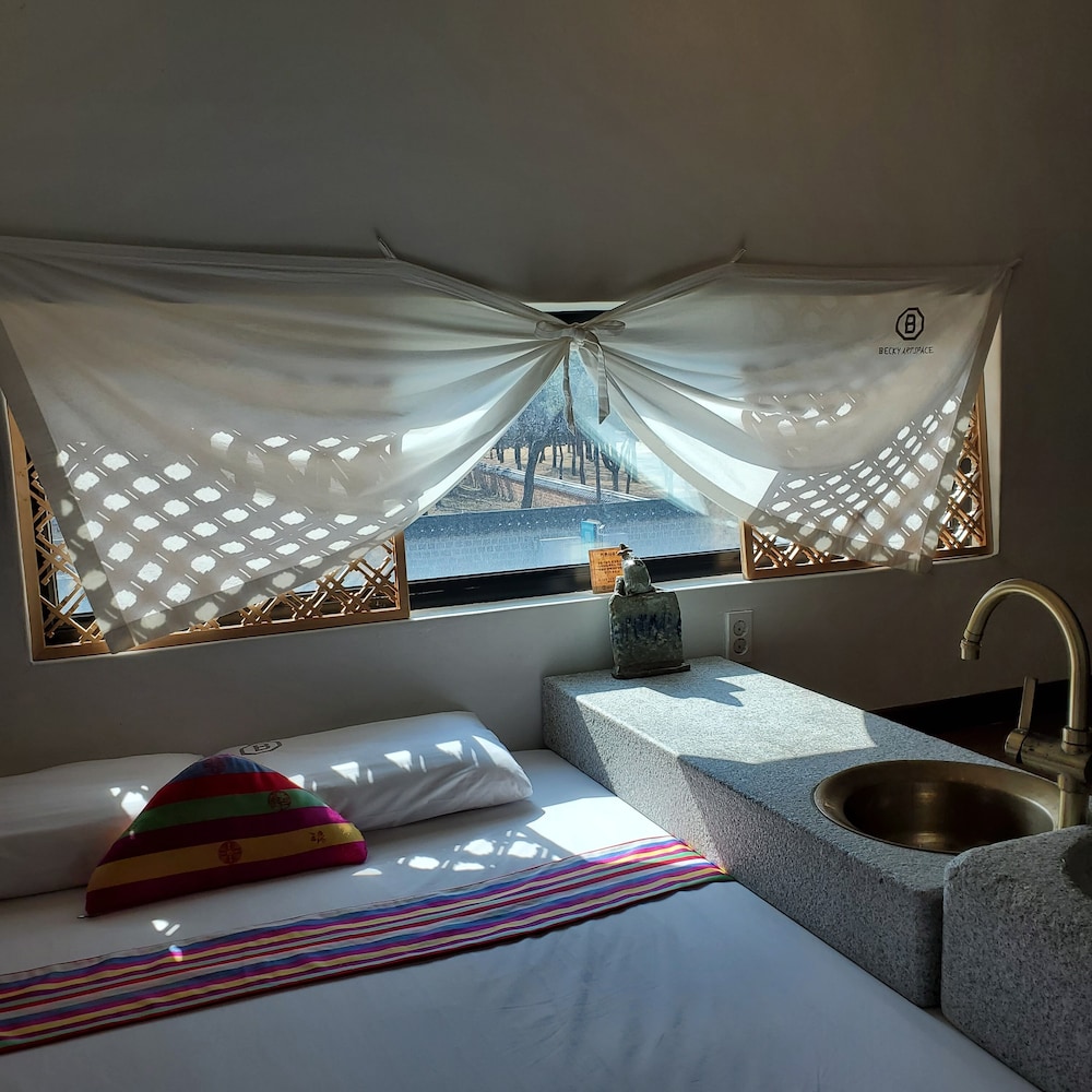 becky guesthouse