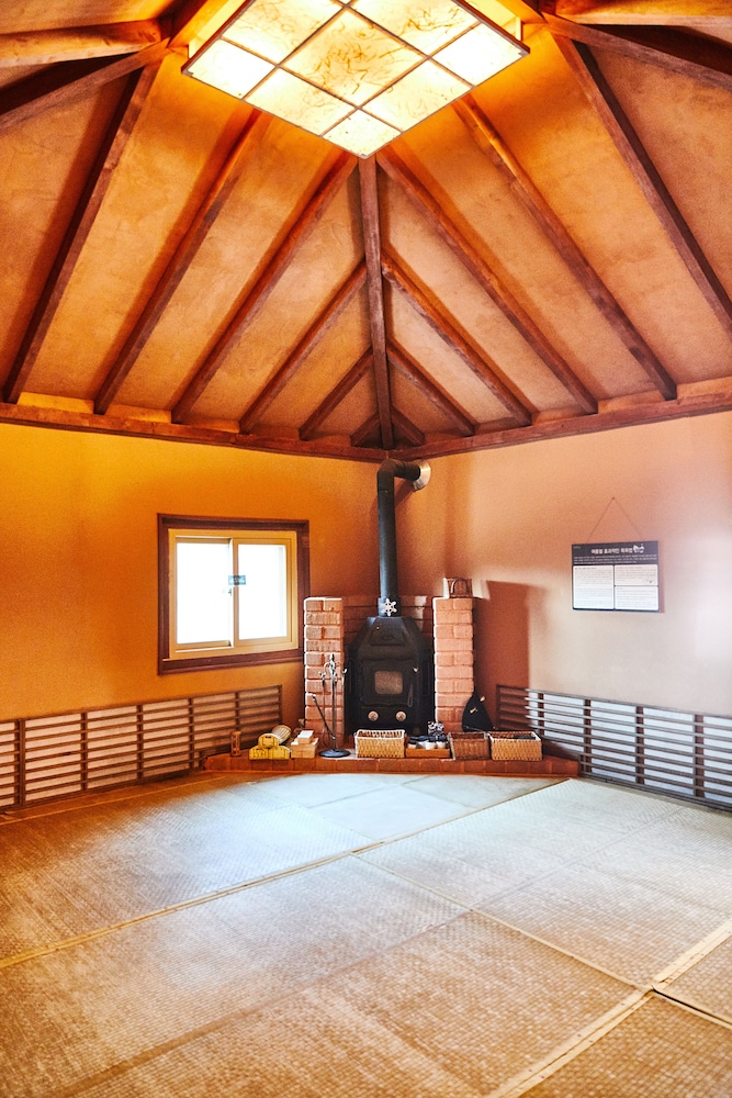 Healience Seonmaeul,In Healience Zen Village,4 star