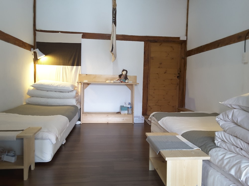 yettle hanok stay