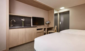jinju raon stay in perla