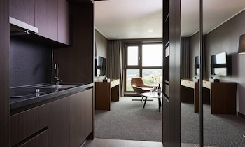 jinju raon stay in perla