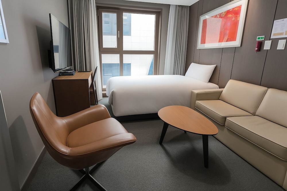 jinju raon stay in perla