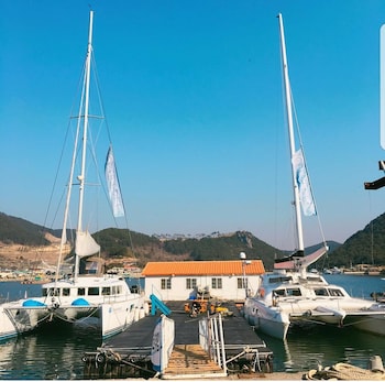 La Belle Hotel In Tongyeong,Near Hallyeo Waterway Observation Cable Car,3 star