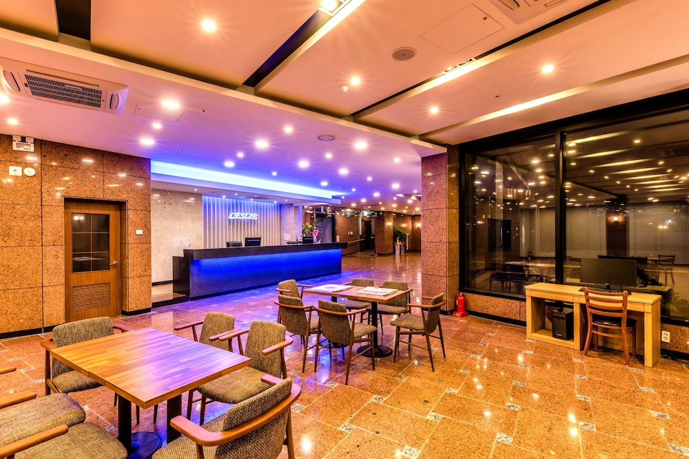 leslie hotel
