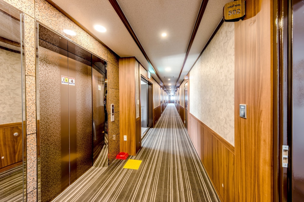 leslie hotel