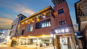 sokcho world pet friendly pension