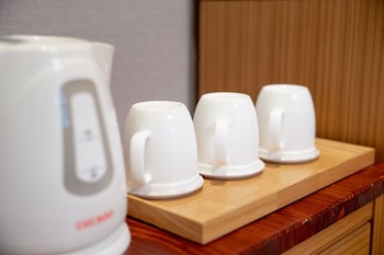 gyeongpodae the hotel business