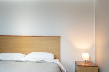 gyeongpodae the hotel business