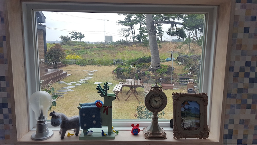 wind jeju cafe and pension