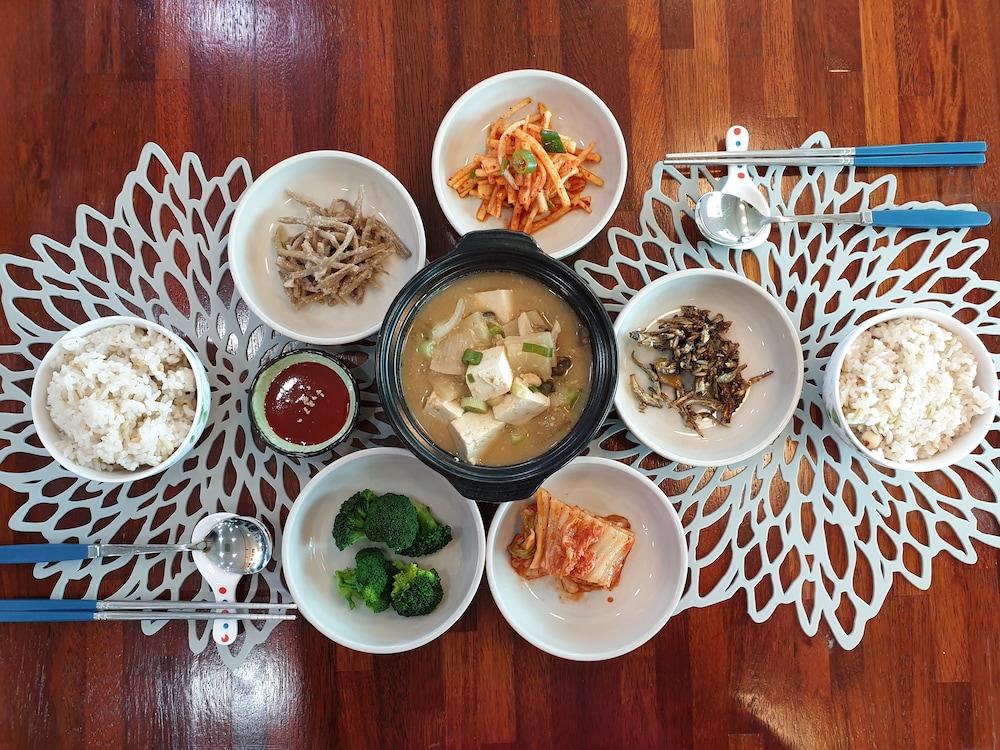 wind jeju cafe and pension