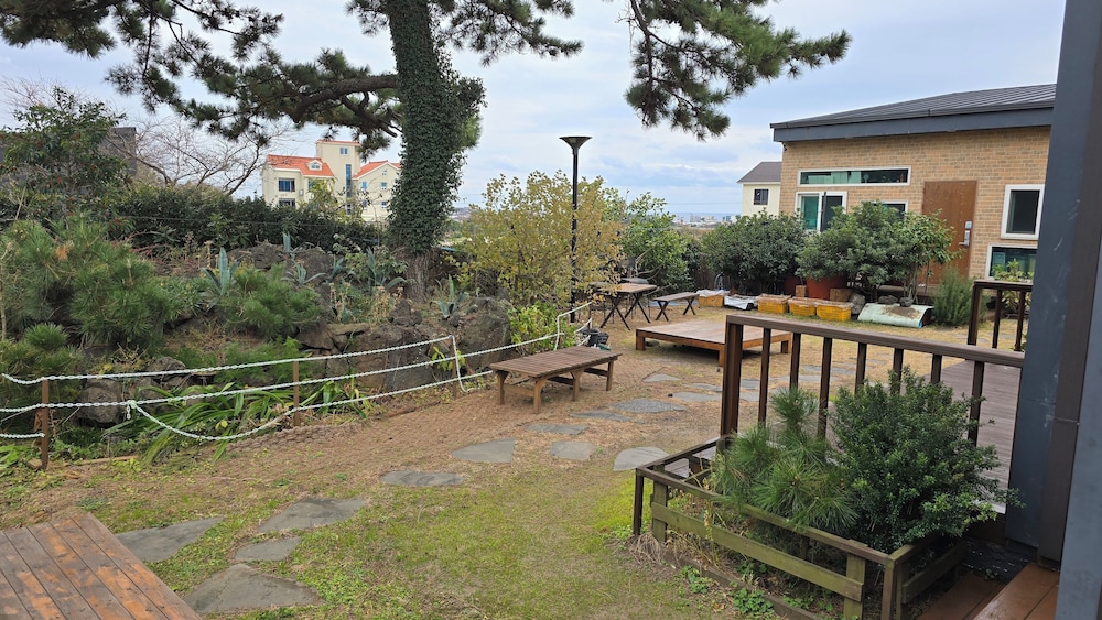 wind jeju cafe and pension