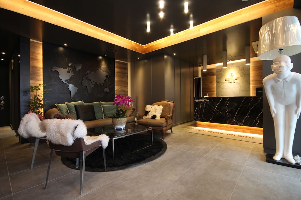 brown dot hotel jinhae