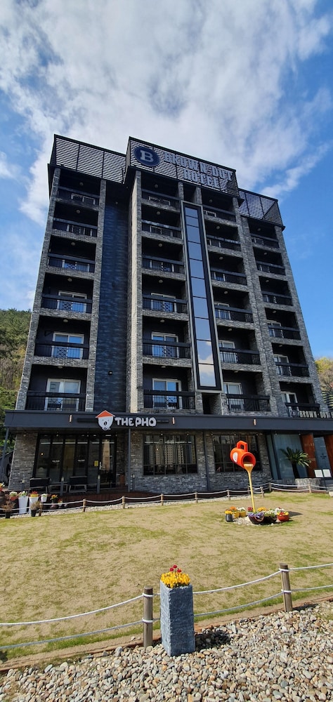 brown dot hotel jinhae