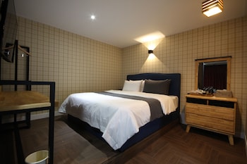 brown dot hotel jinhae