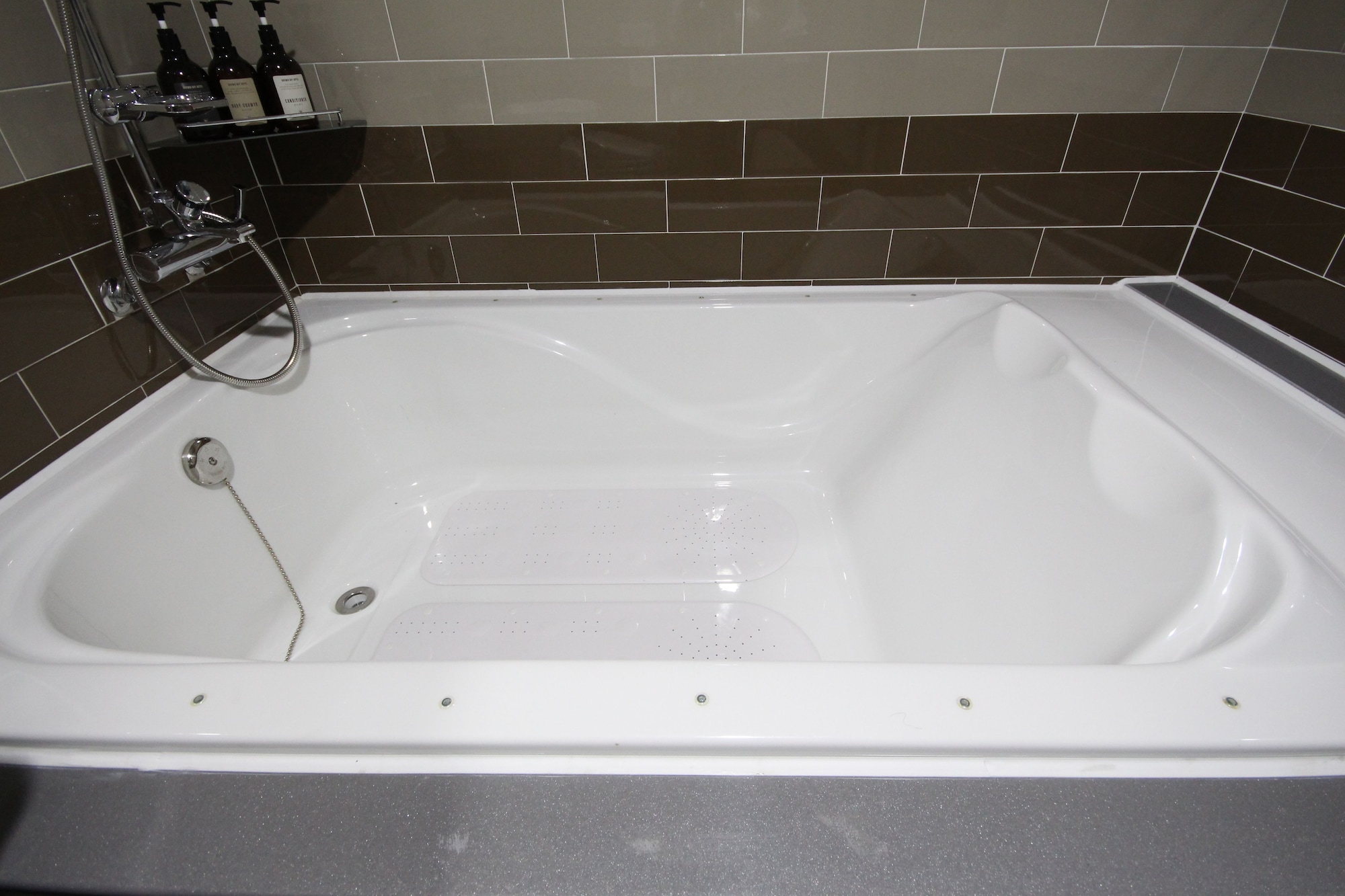 brown dot hotel jinhae