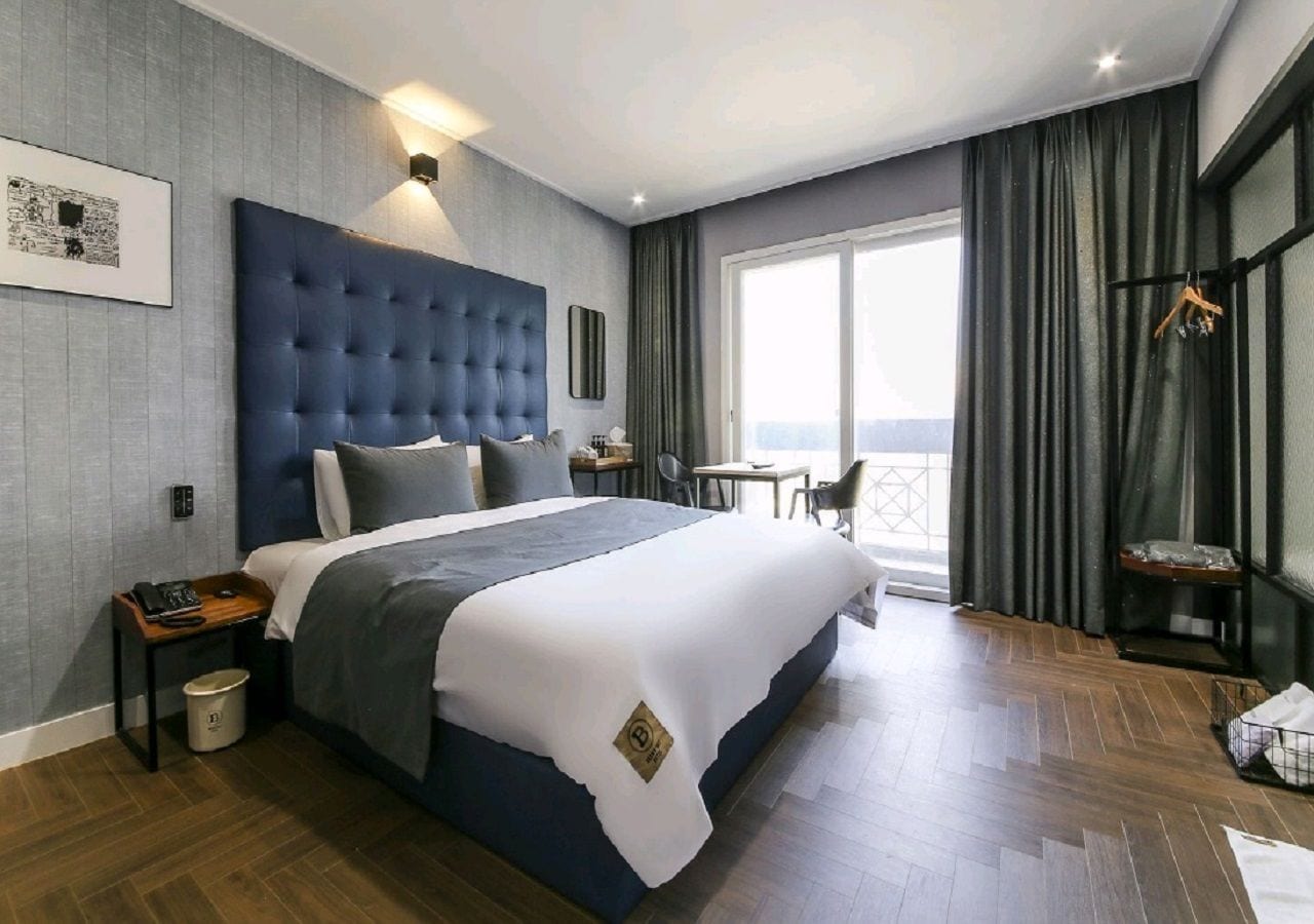 brown dot hotel jinhae