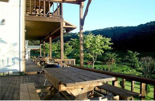 anmyeondo lake park pension