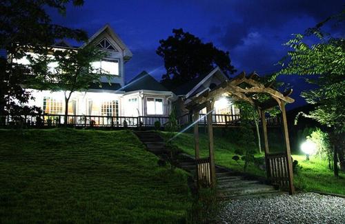 anmyeondo lake park pension