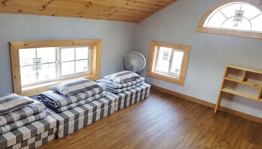 Red Windmill Pension,Jeju City>>Jeju,3 star